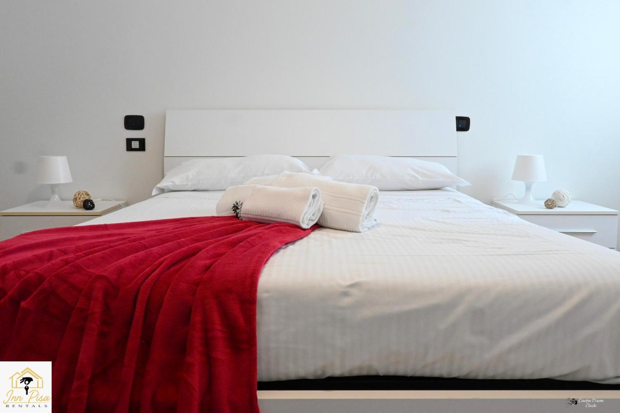 Inn Pisa Rentals 2- Starlight Central Flat ภายนอก รูปภาพ