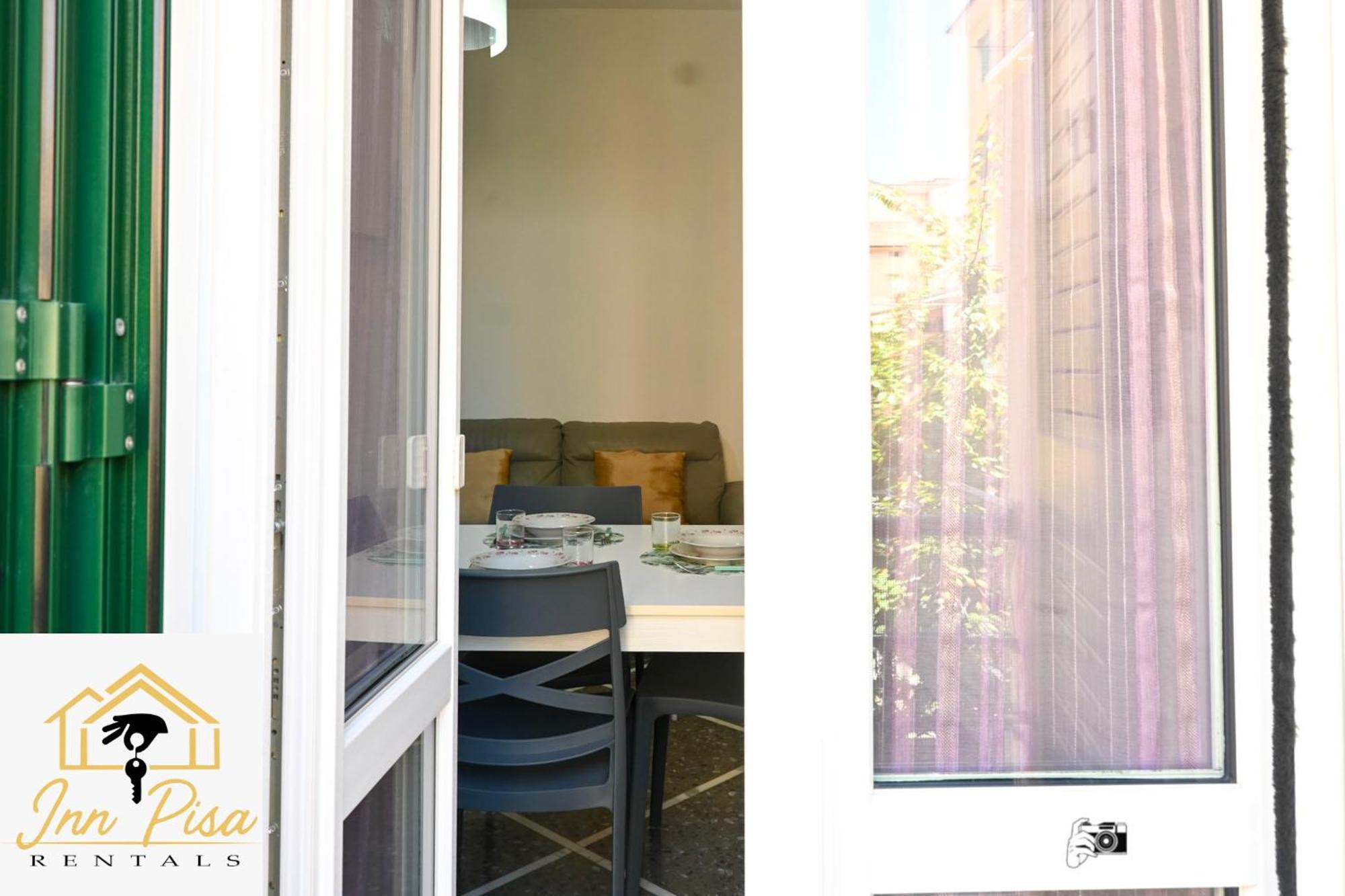 Inn Pisa Rentals 2- Starlight Central Flat ภายนอก รูปภาพ